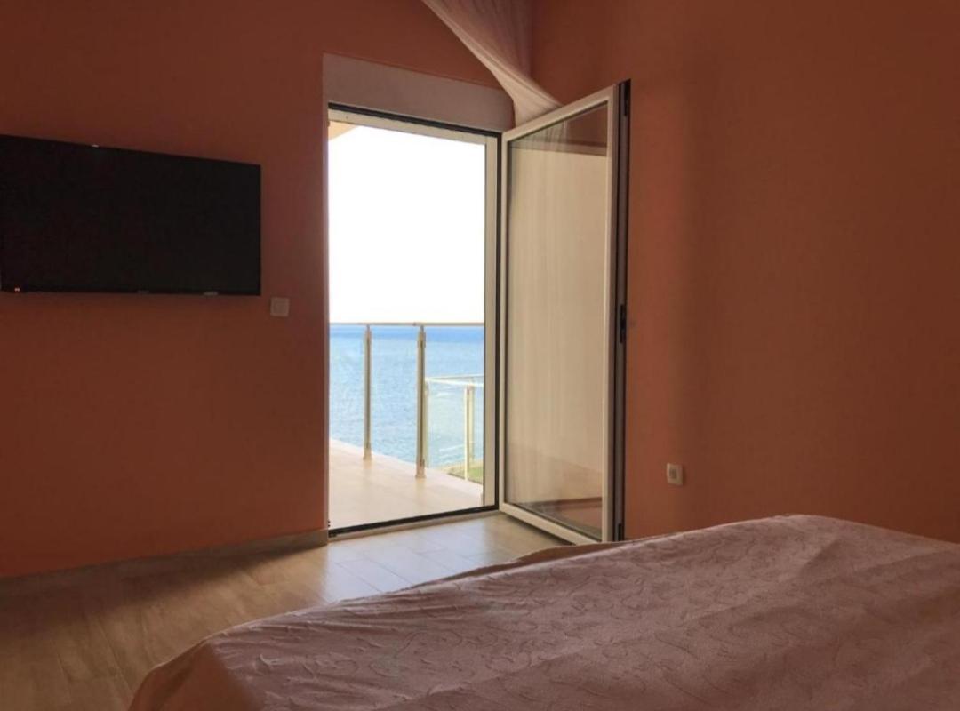 באר Paradise Beachfront View 1 מראה חיצוני תמונה