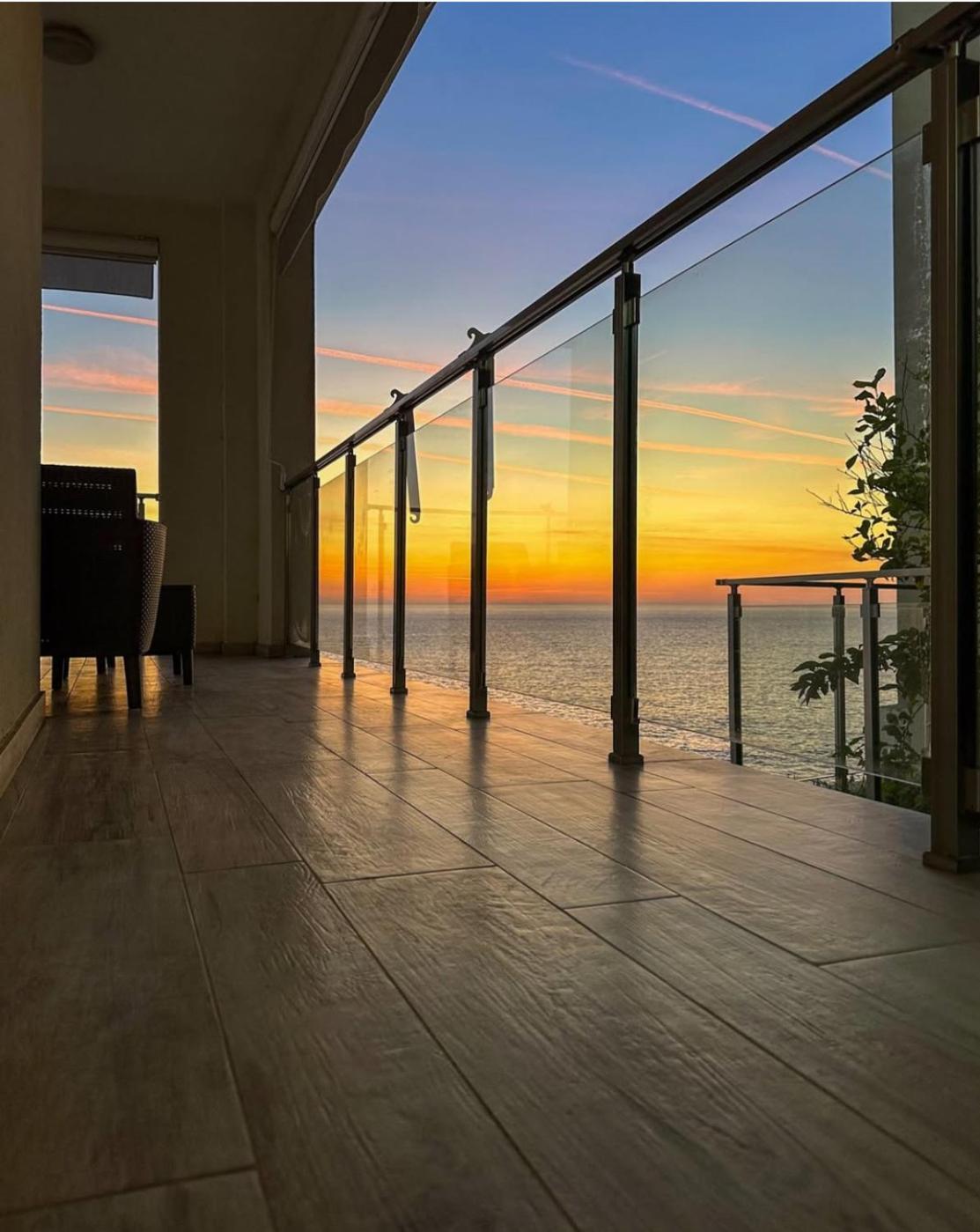 באר Paradise Beachfront View 1 מראה חיצוני תמונה